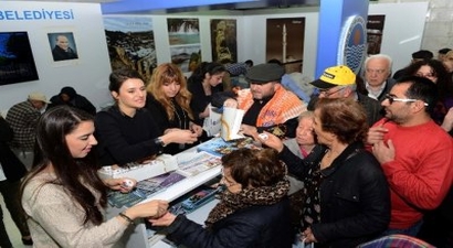 Mersin Büyükşehir Belediyesi Ankara`da 1 Ton Portakal Dağıttı