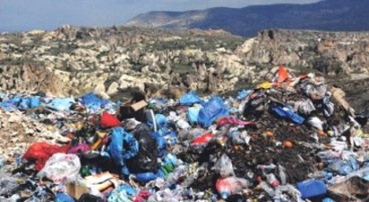 Vahşi Çöp Alanı `Işık` Saçıyor