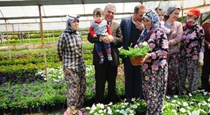İzmir Büyükşehir, Bayındır`da Tarım İhtisas Alanı kuracak