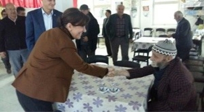 Çiftçi, Yok Edilen Tarıma Rağmen Daha Çok Borçlandırılıyor