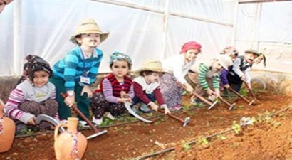 Minik Eller Çiftçilik Yaptılar