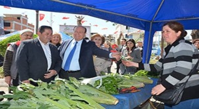 Efeler`de Yöresel Otlar Ve Ürünler Sergilendi