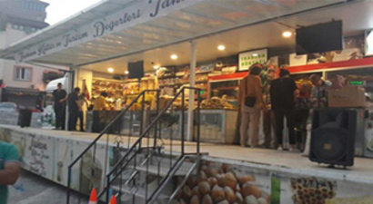 Tanıtım TIR`ındaki Tüm Gıda Malzemelerine El Konuldu