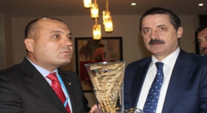 Bakan Çelik`ten Yerli Tohum Rumeli`nin Sahibine Tebrik