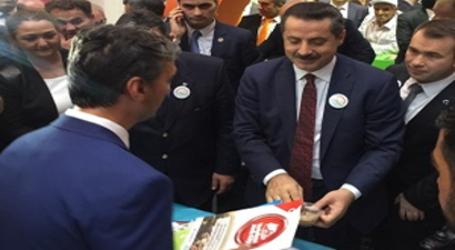 Faruk Çelik`ten Vodafone Akıllı Köy`e Tebrik