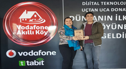 Anadolukutumda.com Kurucusu Berkay Çerçi Vodafone Akıllı Köy` de