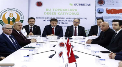 Tarımda `Hümik Asitli` Yerli Gübre Hamlesi