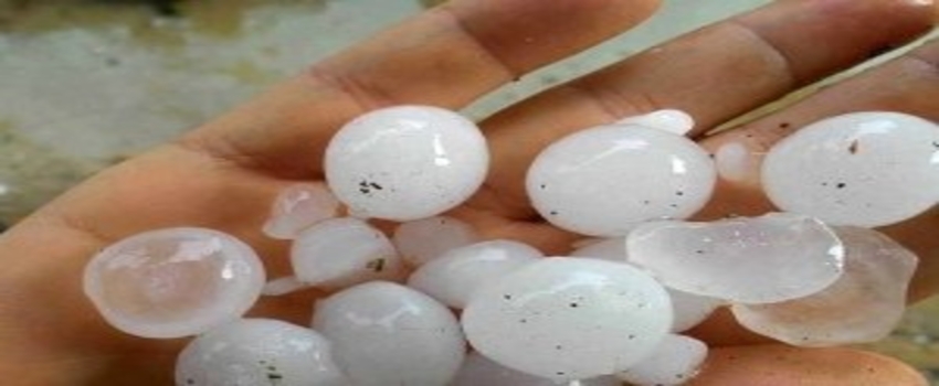 Ayvacık`ı Dolu Vurdu