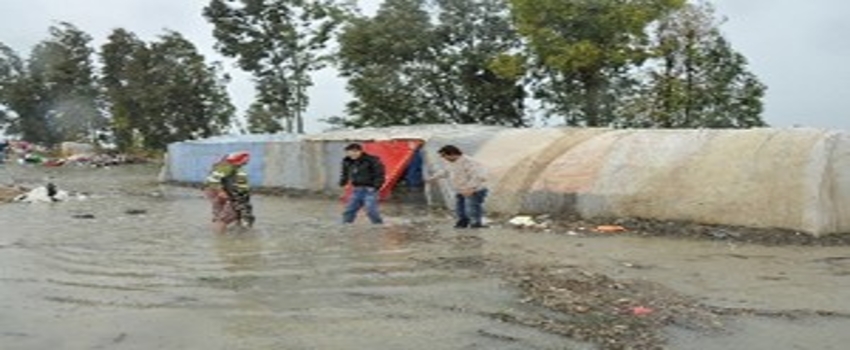 Konya`da Tarım İşçilerinin Çadırları Sular Altında Kaldı