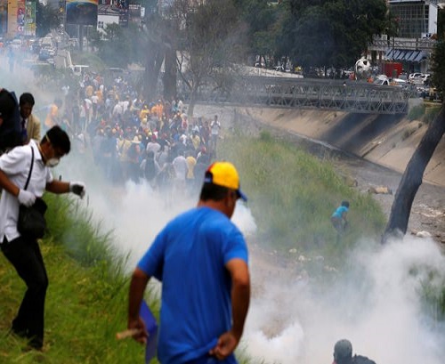 Venezuela zor günler geçiriyor