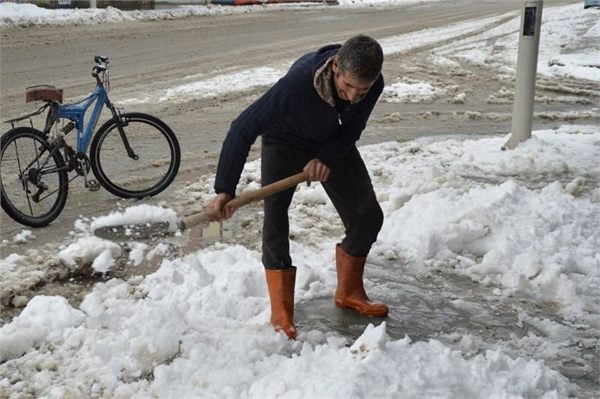 Doğu Anadolu ya kar yağdı